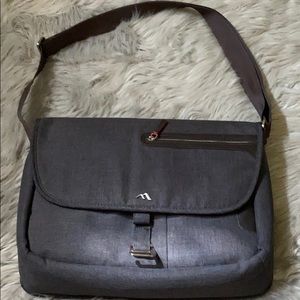 Men’s Messenger Bag-BrentHaven Collections